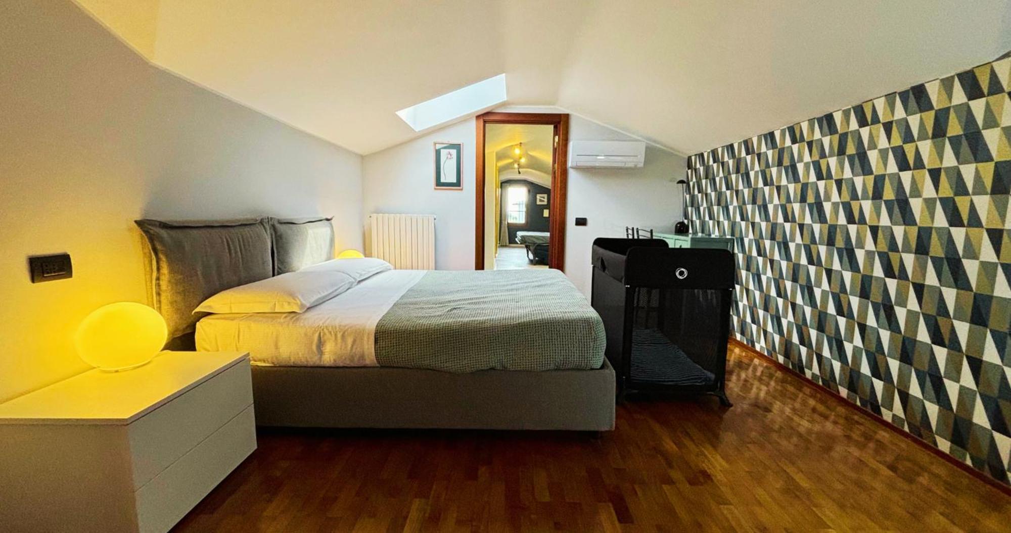 Casa Ceruti Bed & Breakfast Villa Guardia ภายนอก รูปภาพ
