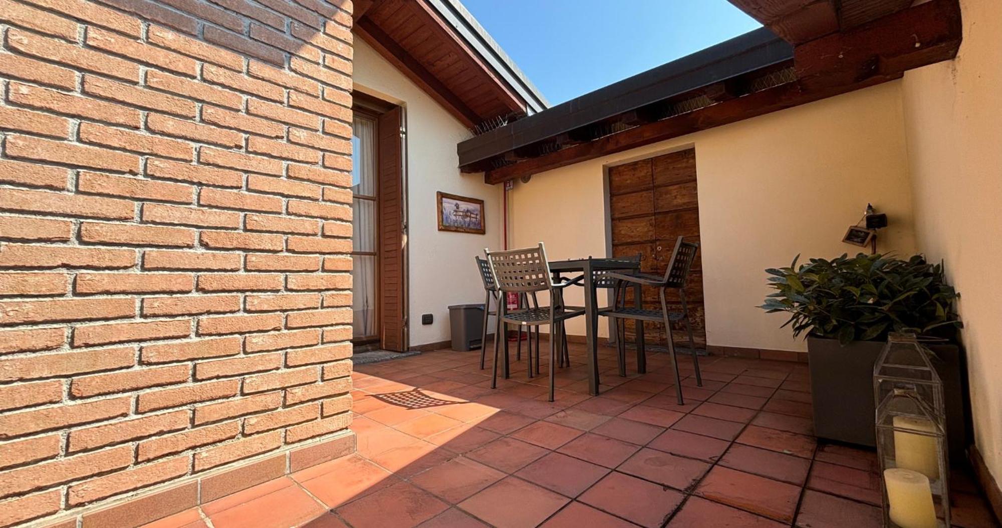 Casa Ceruti Bed & Breakfast Villa Guardia ภายนอก รูปภาพ