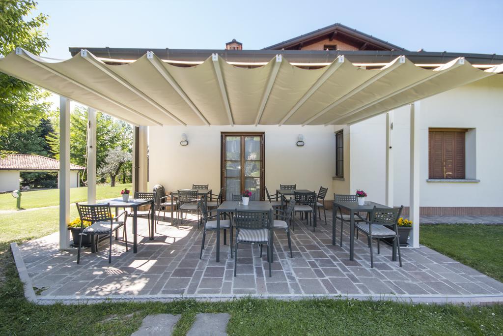 Casa Ceruti Bed & Breakfast Villa Guardia ภายนอก รูปภาพ